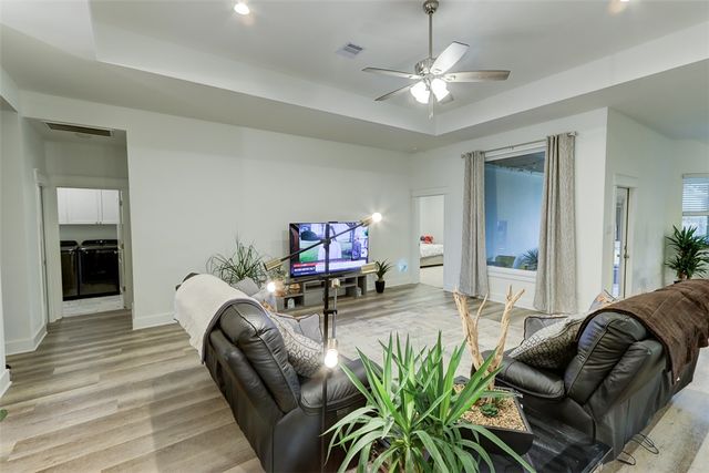 4002 Brownway Drive, College Station, TX 77845