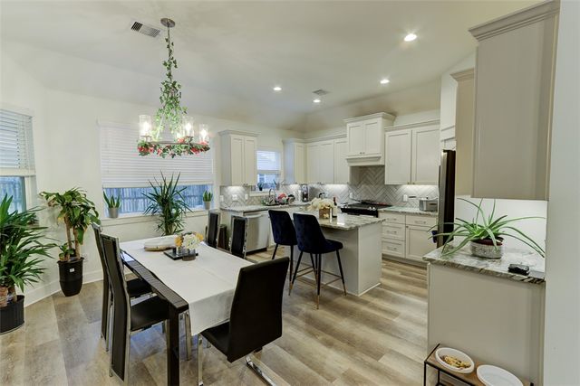 4002 Brownway Drive, College Station, TX 77845