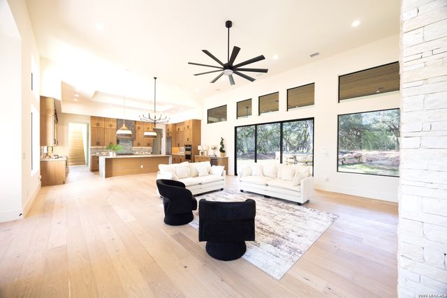 128 Balcones Bend, Boerne, TX 78006