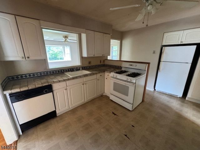 2 Shores Rd, Mendham Twp., NJ 07869
