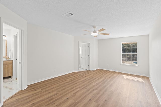 7437 Brevard Street, Navarre, FL 32566