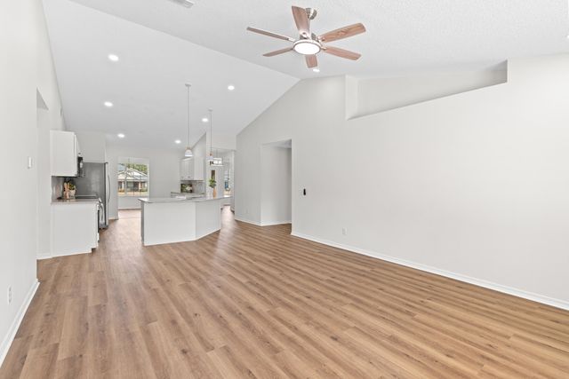 7437 Brevard Street, Navarre, FL 32566