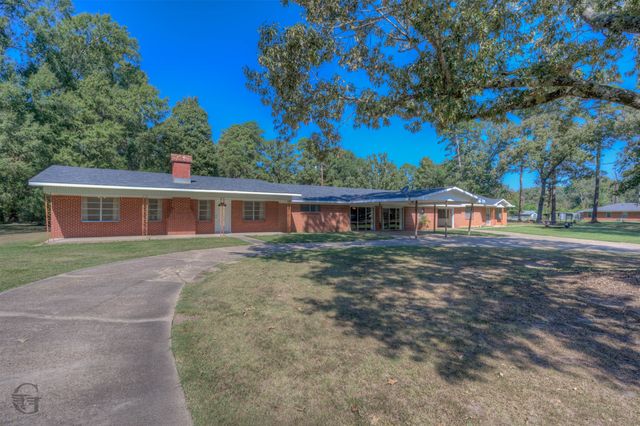 7944 Highway 371, Coushatta, LA 71019