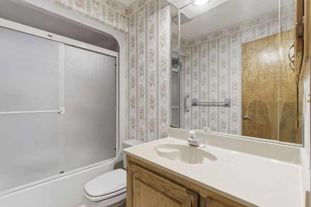 3528 S Southvale Court, Springfield, MO 65804