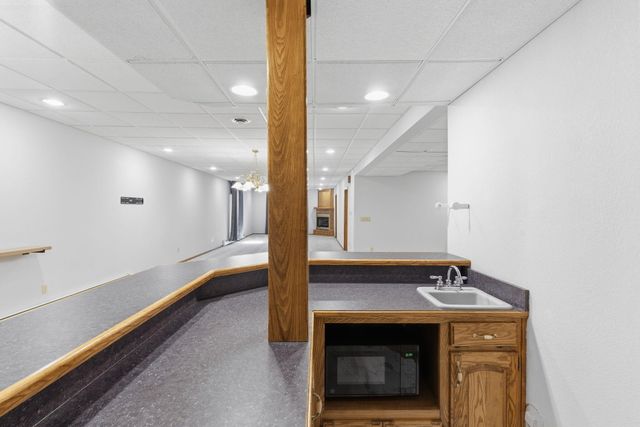 3528 S Southvale Court, Springfield, MO 65804