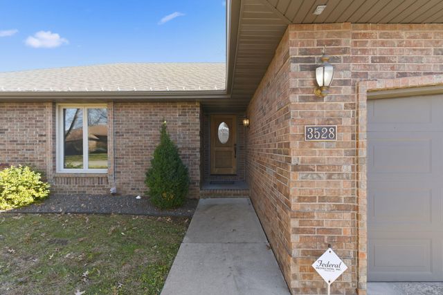 3528 S Southvale Court, Springfield, MO 65804