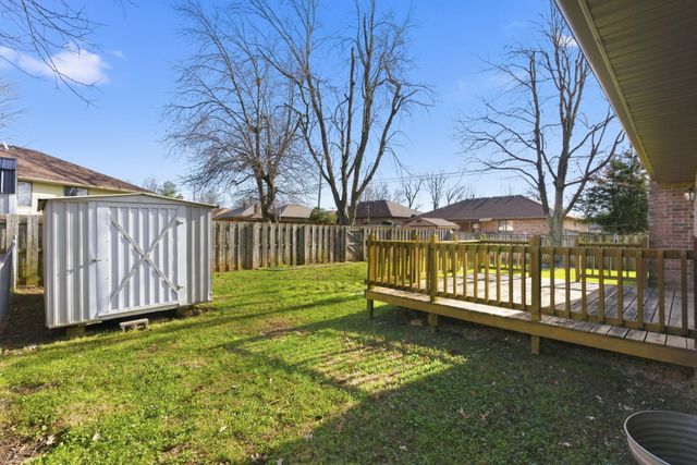 3528 S Southvale Court, Springfield, MO 65804