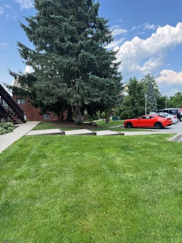 8 Le Touquet Unit 4 4, Vernon Twp., NJ 07462