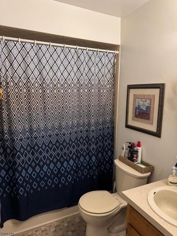 8 Le Touquet Unit 4 4, Vernon Twp., NJ 07462