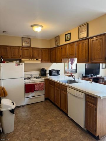 8 Le Touquet Unit 4 4, Vernon Twp., NJ 07462