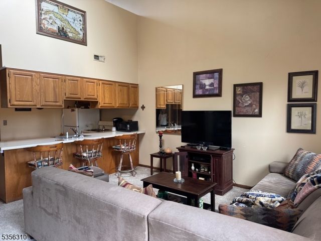 8 Le Touquet Unit 4 4, Vernon Twp., NJ 07462