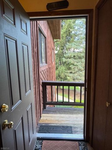 8 Le Touquet Unit 4 4, Vernon Twp., NJ 07462
