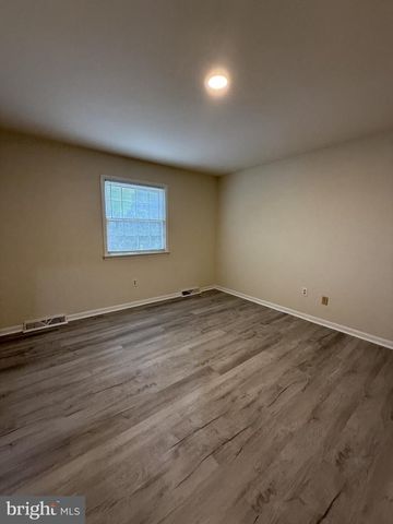 539 WILLIS ST, Fredericksburg, VA 22401