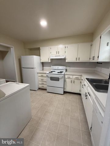 539 WILLIS ST, Fredericksburg, VA 22401