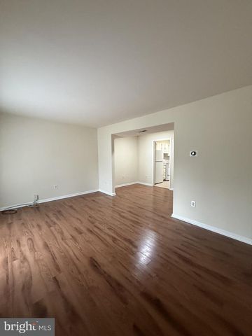 539 WILLIS ST, Fredericksburg, VA 22401