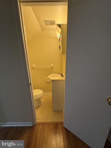 539 WILLIS ST, Fredericksburg, VA 22401