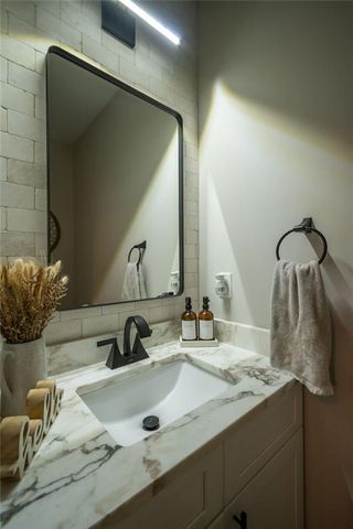 52 Frost Cove, Hoschton, GA 30548