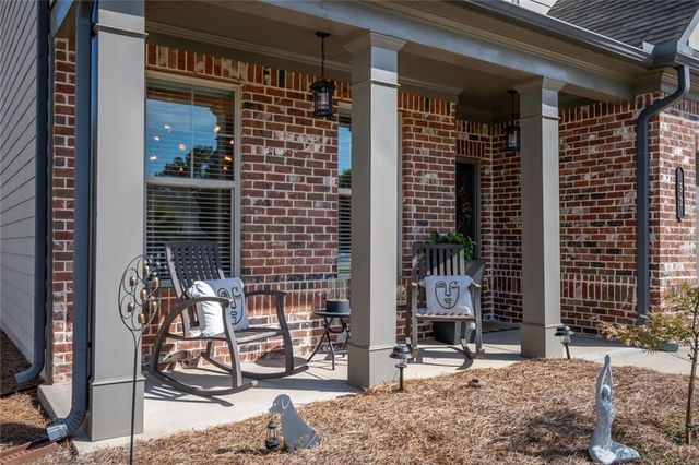 52 Frost Cove, Hoschton, GA 30548