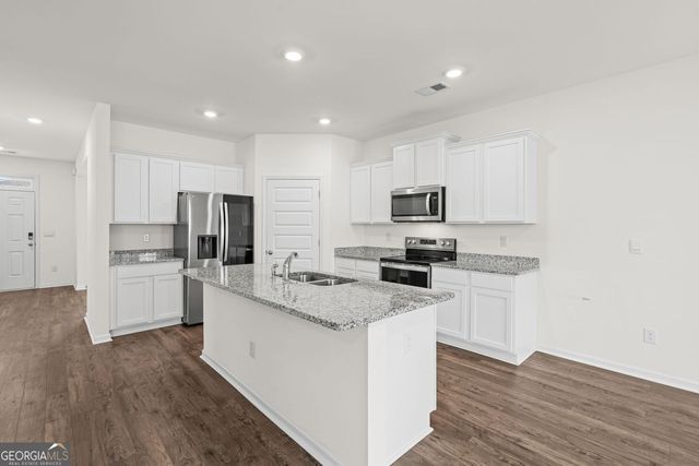 166 Champlain Road, Hoschton, GA 30548