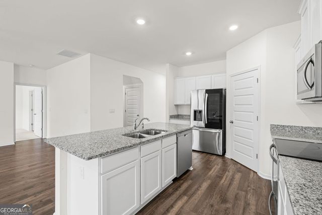 166 Champlain Road, Hoschton, GA 30548