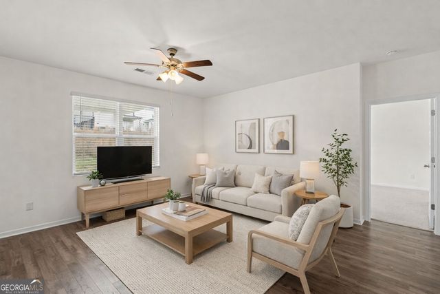 166 Champlain Road, Hoschton, GA 30548