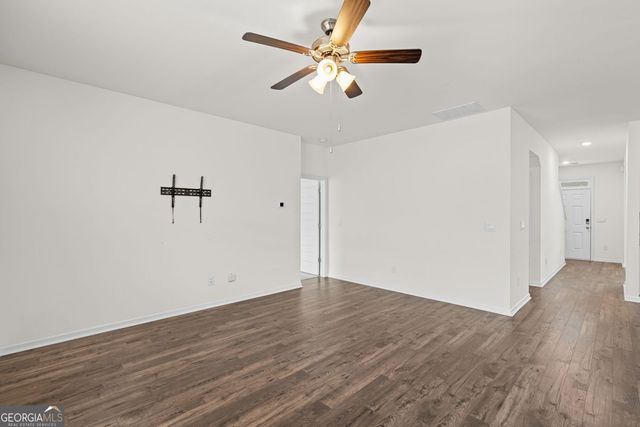 166 Champlain Road, Hoschton, GA 30548