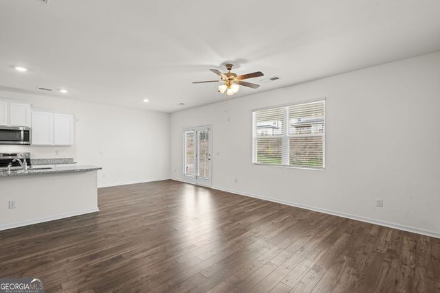 166 Champlain Road, Hoschton, GA 30548