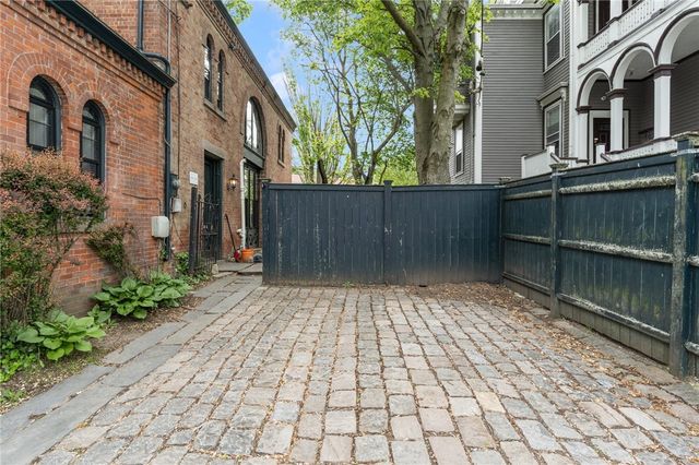 369 Thayer Street, Providence, RI 02906