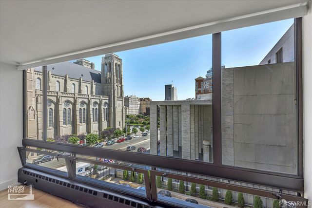 1177 California Street 506, San Francisco, CA 94108