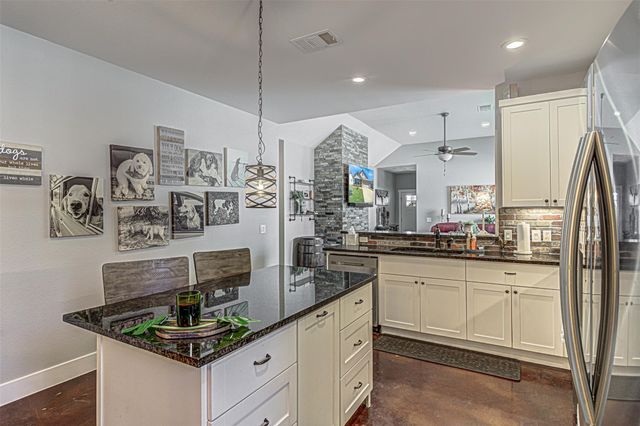 433 Dove TRL, Bertram, TX 78605