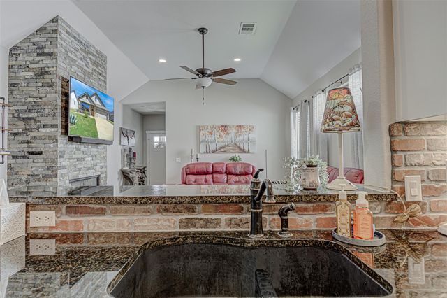 433 Dove TRL, Bertram, TX 78605