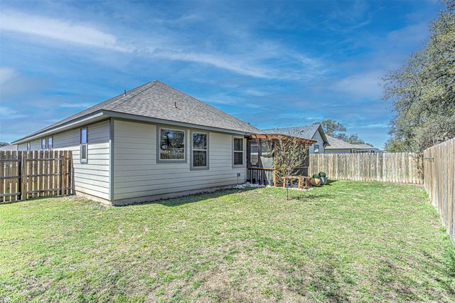 433 Dove TRL, Bertram, TX 78605