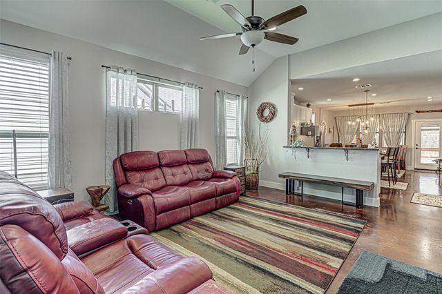 433 Dove TRL, Bertram, TX 78605