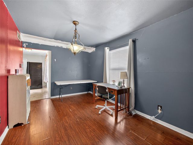 1405 Southwood Hills DR, Taylor, TX 76574