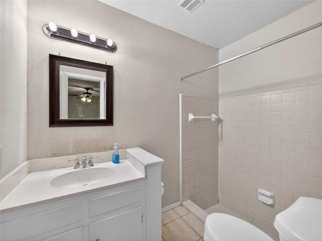 1405 Southwood Hills DR, Taylor, TX 76574