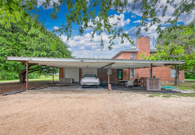 1405 Southwood Hills DR, Taylor, TX 76574