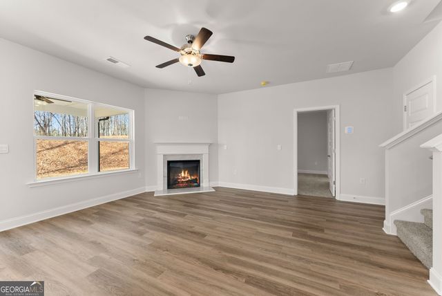 606 Walnut Creek Parkway, Pendergrass, GA 30567