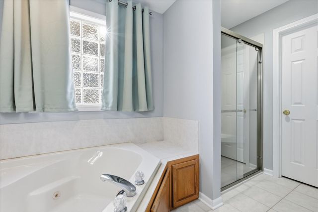 902 SHAKERTOWN WAY, Columbia, MO 65203