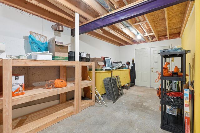 902 SHAKERTOWN WAY, Columbia, MO 65203