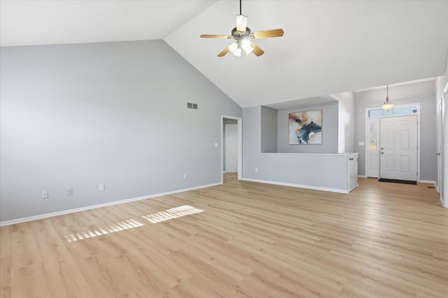 902 SHAKERTOWN WAY, Columbia, MO 65203