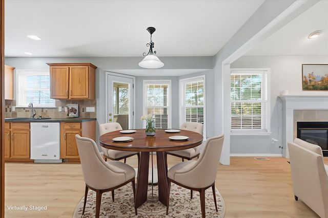 902 SHAKERTOWN WAY, Columbia, MO 65203