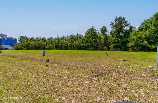 155 Whispering Pine Lane, Holly Ridge, NC 28445