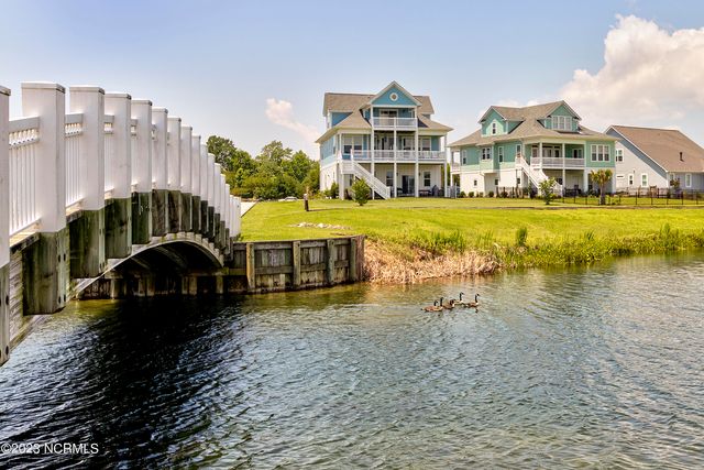 155 Whispering Pine Lane, Holly Ridge, NC 28445