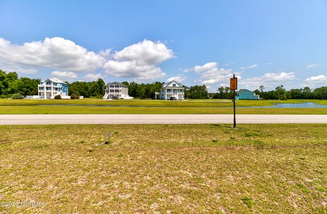 155 Whispering Pine Lane, Holly Ridge, NC 28445
