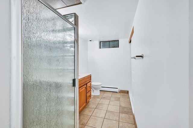 10401 N College Cir, Spokane, WA 99218