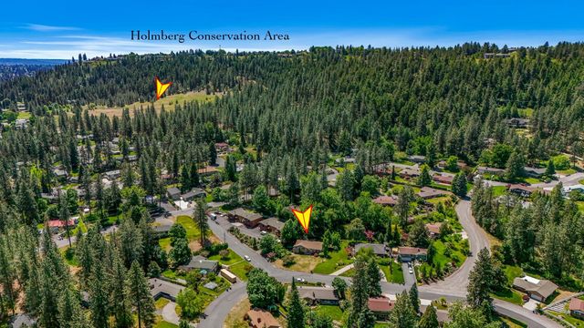 10401 N College Cir, Spokane, WA 99218