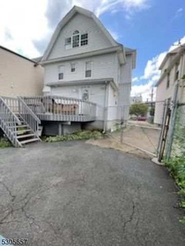 332 Stephens St, Belleville Twp., NJ 07109