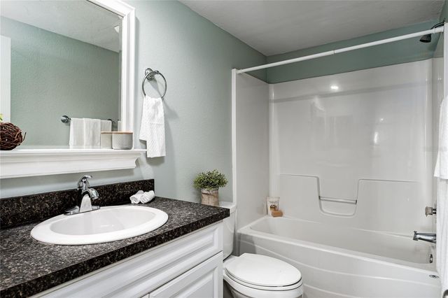 3504 38TH STREET E, Palmetto, FL 34221