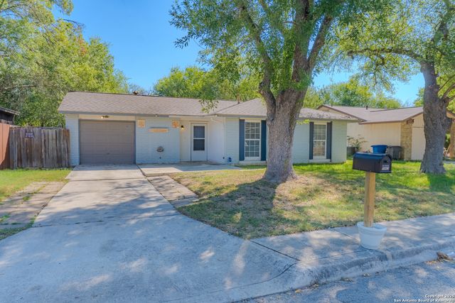 5962 Cliff Valley, San Antonio, TX 78250