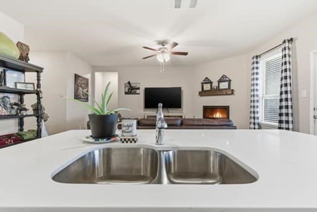 3018 Moccasin Lane, Aubrey, TX 76227